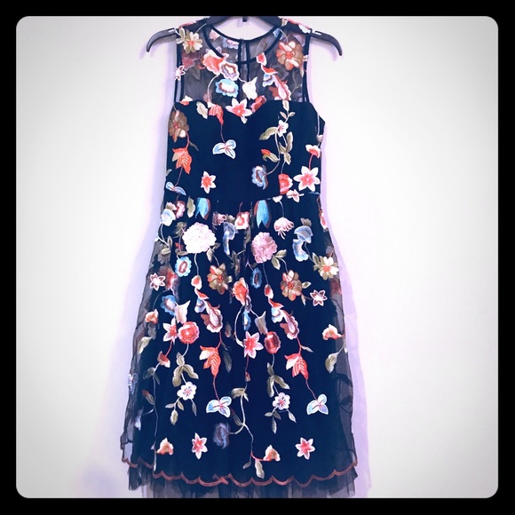 LABEL Dresses & Skirts - Gorgeous new LABEL dress. Size 6. Holiday sale!